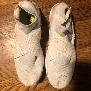 Nike free Run Natural running show size 10